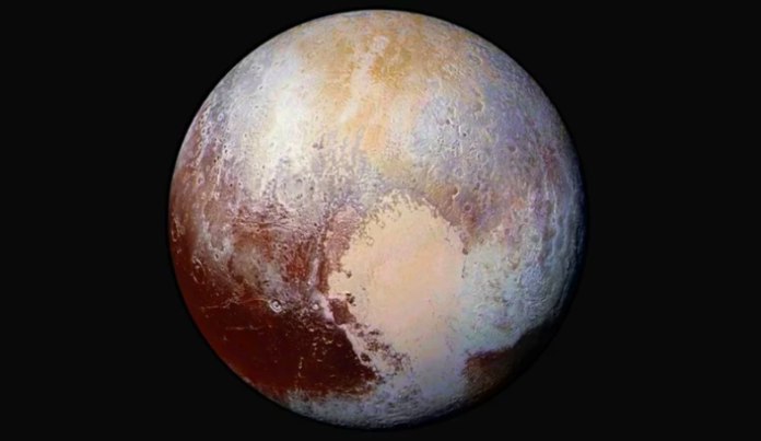 NASA afirma: “Plutão tem água sim e em quantidades iguais às da Terra”