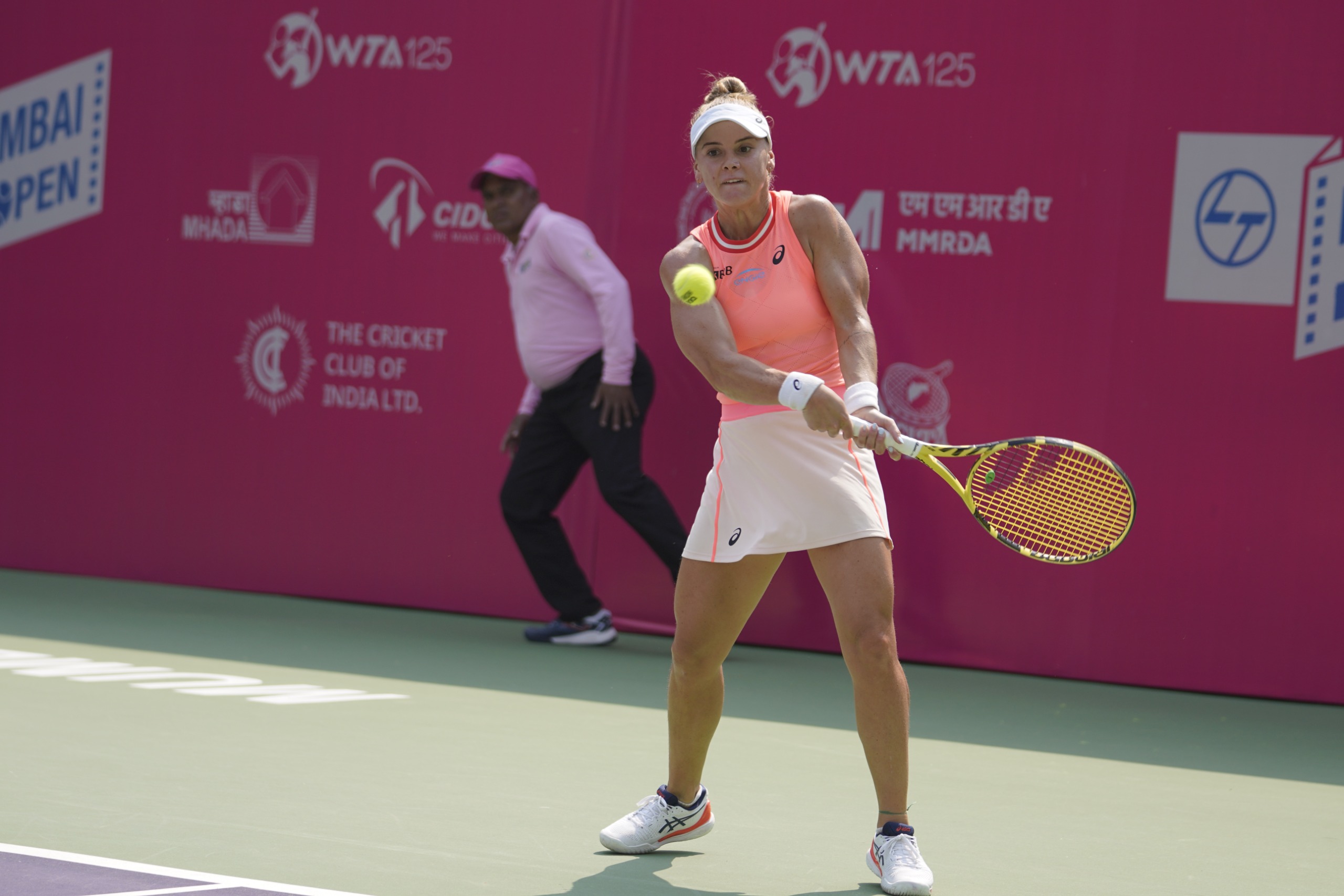 Laura Pigossi vai às oitavas no WTA de Mumbai, na Índia