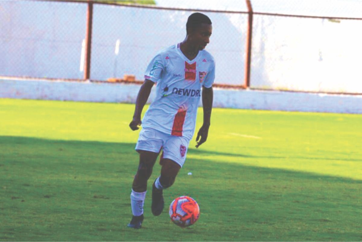 Lateral com passagem pelo futebol peruano reforça o Camaçari para a disputa da Série B do Baiano