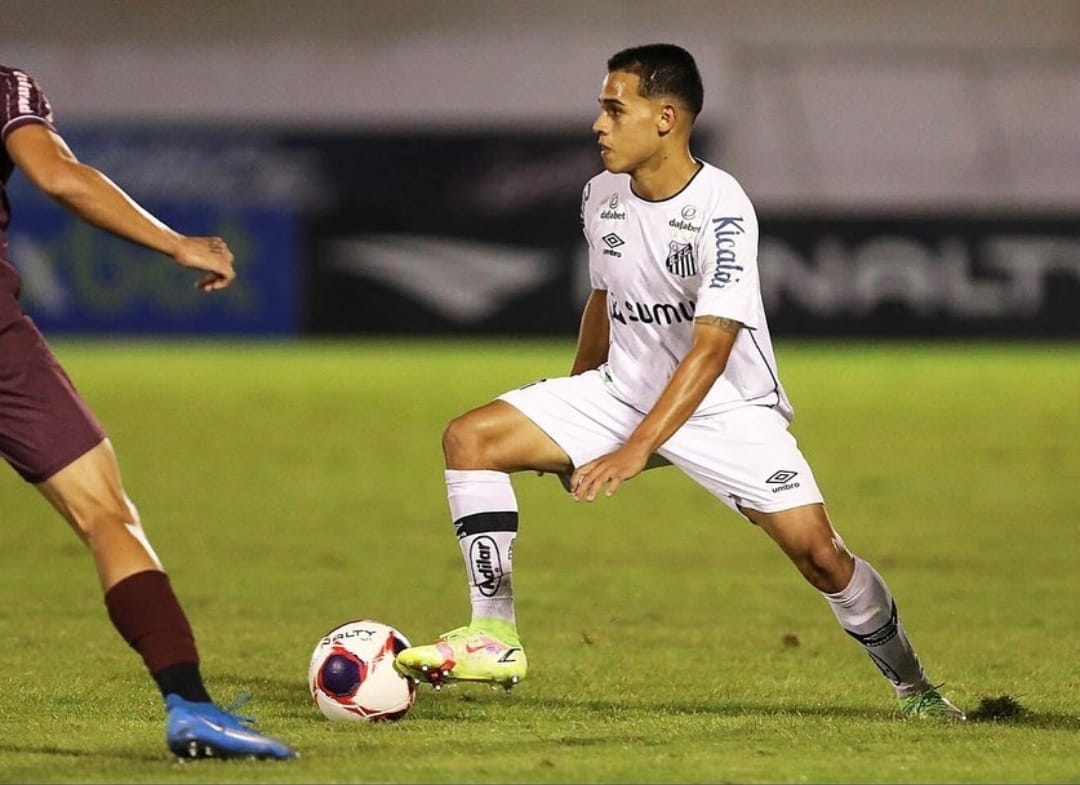 “Estamos focados e iremos com tudo para fazer um bom jogo”, Fernandinho do Santos comenta terceira fase da Copinha